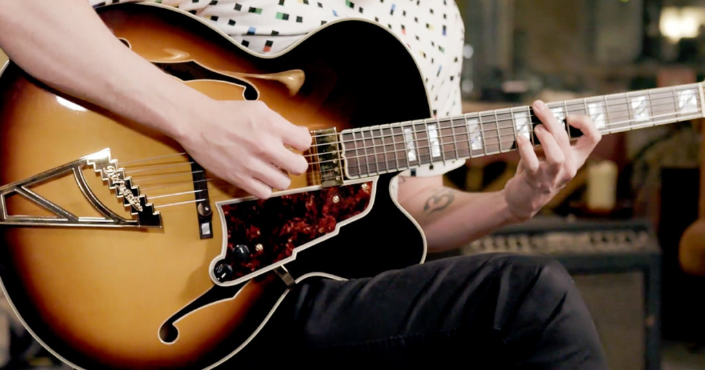 Hollow Guitar